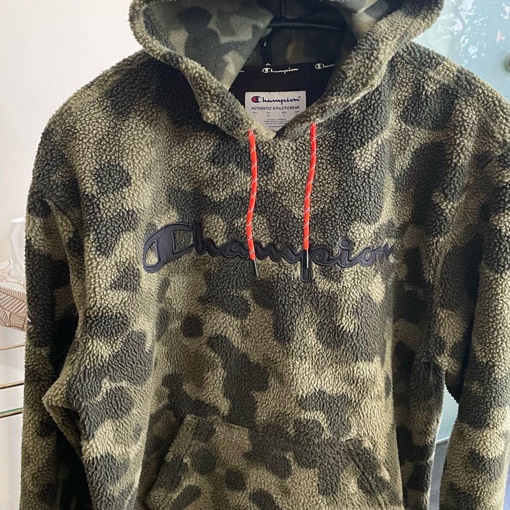 Champion Green Camo Men's Sweater